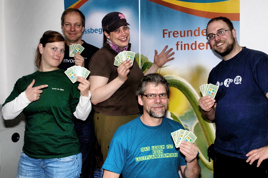 Search Caches, find Friends